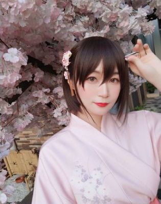 丰满雪白人妻人爽AV精品_HD高清免费观看