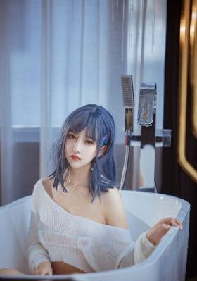 免费踩踏区美女的脚奴足艺阁_BD韩语高清在线
