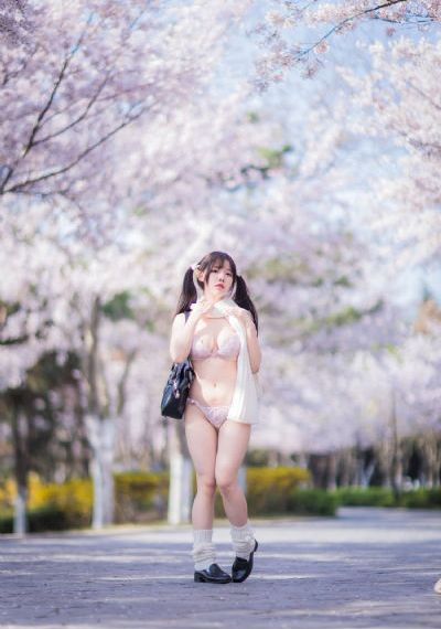 国产欧美一区二区精品秋霞影院_720在线观看完整版