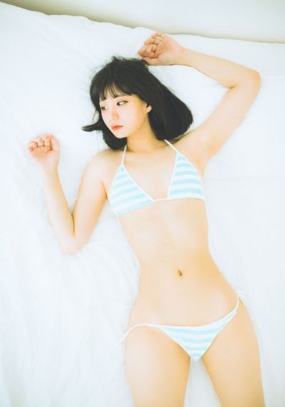 尾随隔壁漂亮人妻日本电影_720在线手机播放