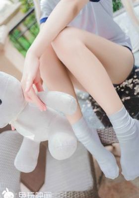 日本精品久久久_1080P日本电影免费