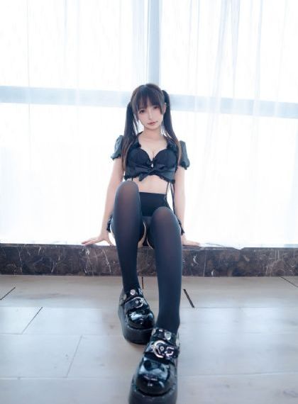 丝袜美腿制服人妻二区中文字幕_DVD最新电影在线观看